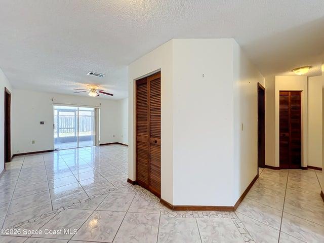 2983 W Ontario Circle W, Melbourne, FL, 32935 photo 6