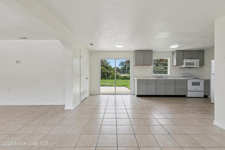 Open Floor Plan Kitchen with Natural Lighting