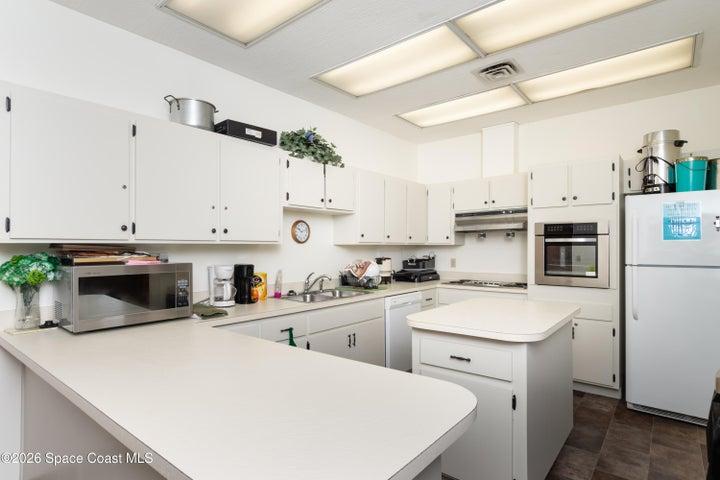 9010 Wedgewood Place 33f, West Melbourne, FL, 32904 photo 43