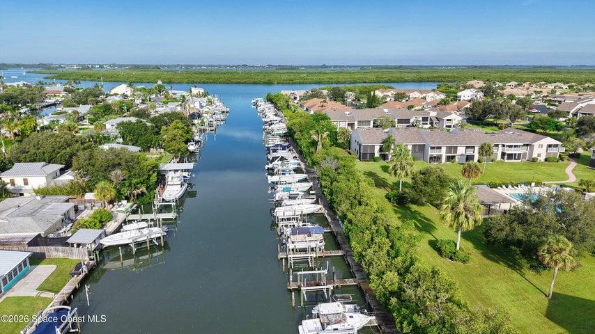 3209 S Lakeview Circle 8105, Fort Pierce, FL, 34949 photo 11