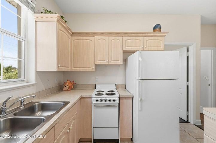 318 Harding Avenue, Cocoa Beach, FL, 32931 photo 32