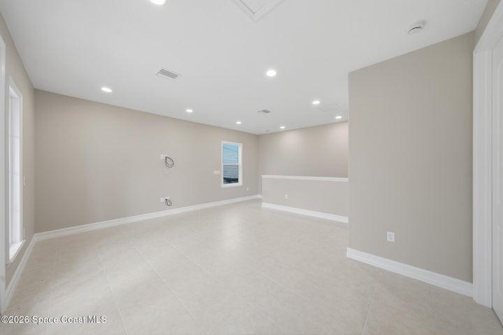 upstairs bonus room