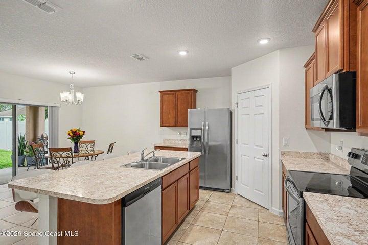 320 Forest Trace Circle, Titusville, FL, 32780 photo 7