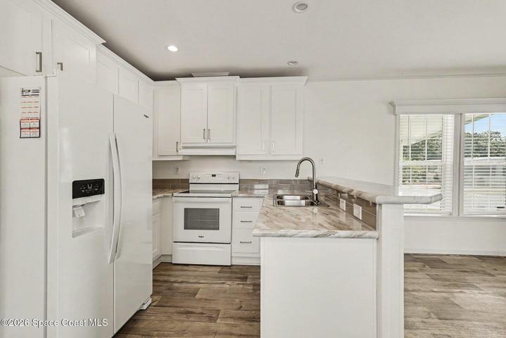 220 Blossom Lane NE, Palm Bay, FL, 32907 photo 4