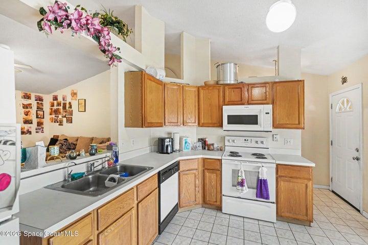 3615 Egret Drive, Melbourne, FL, 32901 photo 3