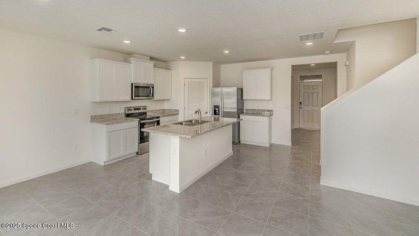 309 Algiers Avenue SE, Palm Bay, FL, 32909 photo 4