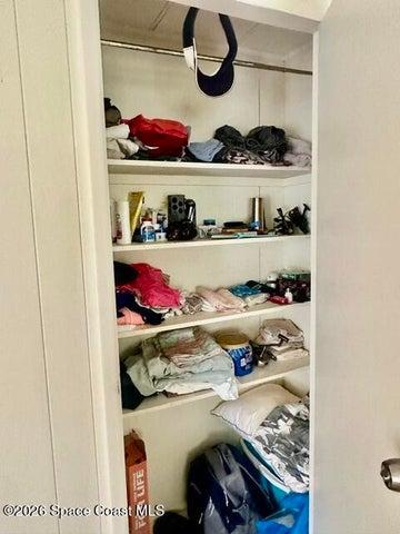 Extra primary closet