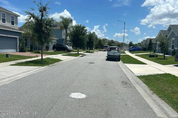 872 Sydney Street, Davenport, FL, 33837 photo 4