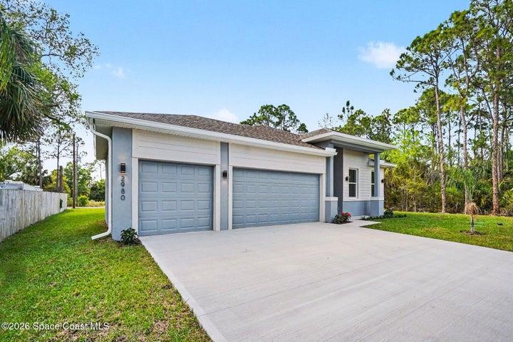 879 Wisham Street SW, Palm Bay, FL, 32908 photo 3