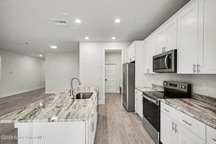 879 Wisham Street SW, Palm Bay, FL, 32908 photo 9