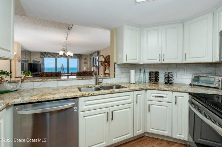 2917 S Atlantic Avenue 504, Daytona Beach Shores, FL, 32118 photo 12