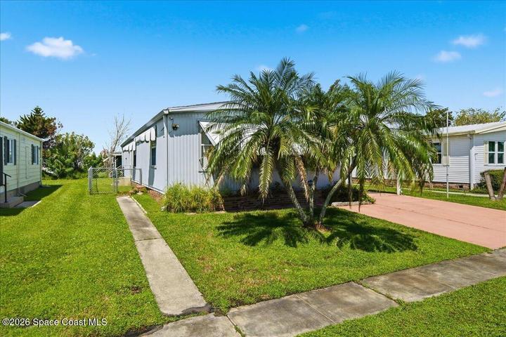 1818 Coco Plum Street NE, Palm Bay, FL, 32905 photo 3