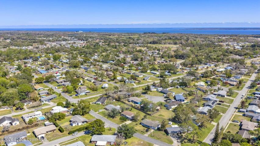 1725 Bryn Mawr Drive, Titusville, FL, 32796 photo 38
