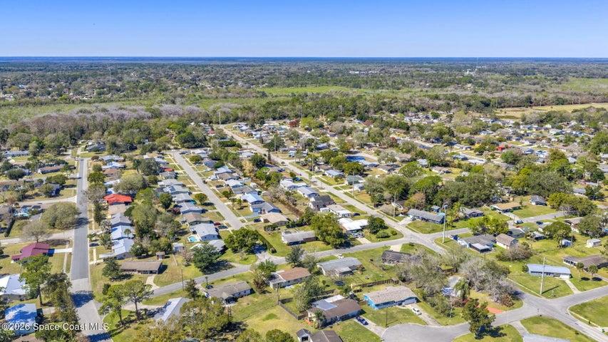 1725 Bryn Mawr Drive, Titusville, FL, 32796 photo 39