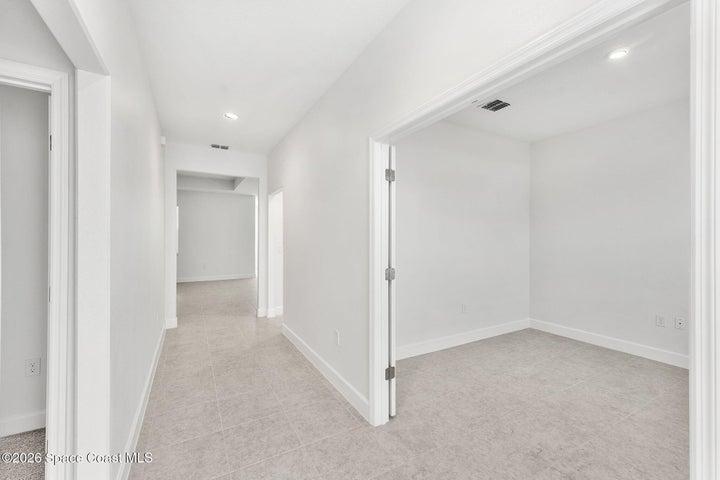Entryway with Flex Room