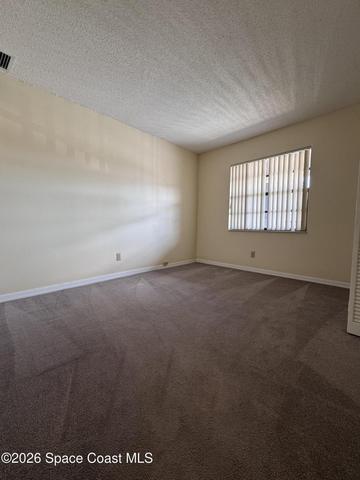 Spacious 2nd bedroom