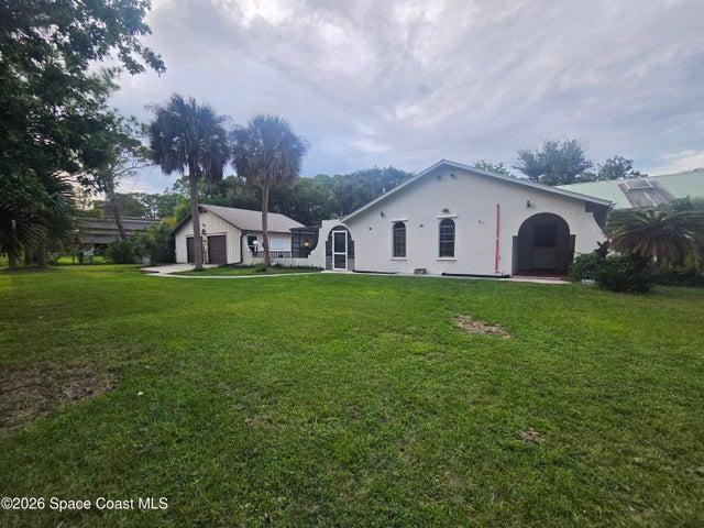 6870 Crepe Myrtle Drive, Grant, FL, 32949 photo 5