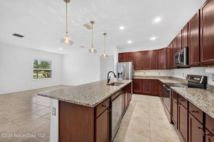 2407 Fallon Boulevard NE, Palm Bay, FL, 32907 photo 2