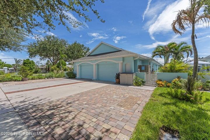 127 Madison Avenue, Cape Canaveral, FL, 32920 photo 2