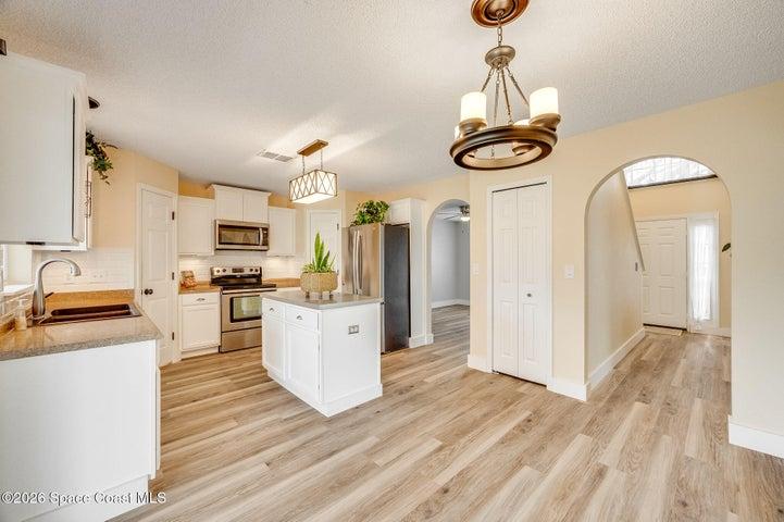 2250 Spring Creek Circle NE, Palm Bay, FL, 32905 photo 14