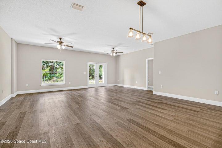 815 Walden Boulevard SE, Palm Bay, FL, 32909 photo 4