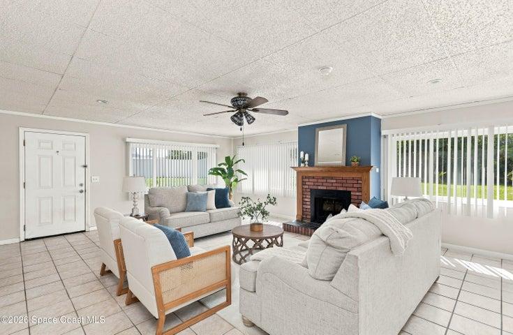 Large Living Space (backroom)
