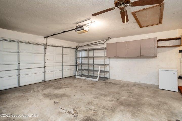 2 Car Garage