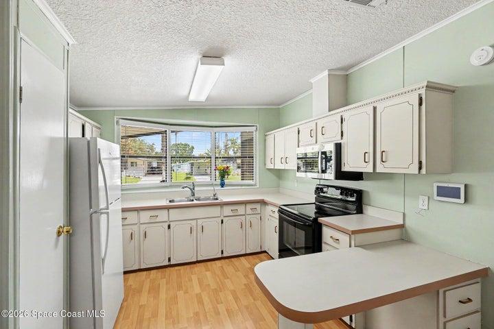 335 San Mateo Boulevard, Titusville, FL, 32780 photo 11
