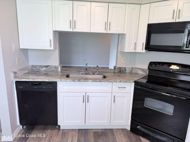 4775 Lake Waterford Way 1-113, Melbourne, FL, 32901 photo 5