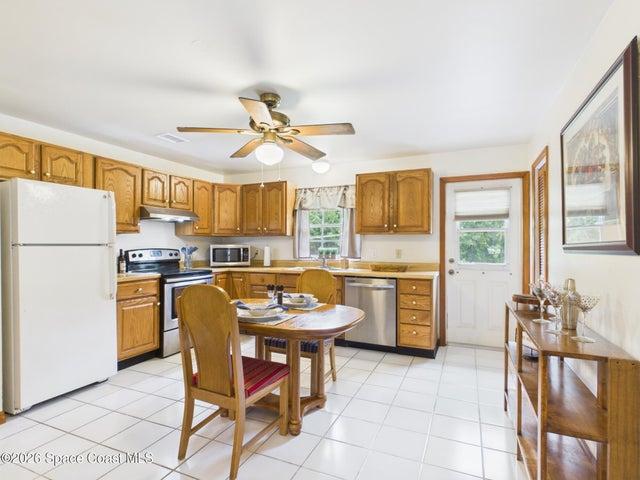 9545 Honeysuckle Drive, Micco, FL, 32976 photo 8