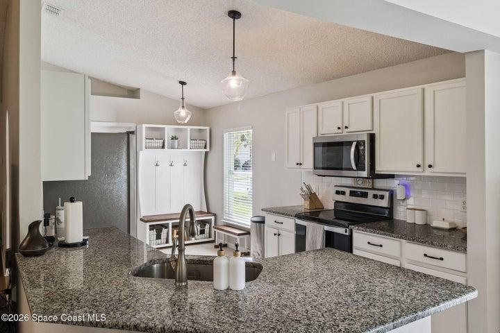 1672 Sawgrass Drive SW, Palm Bay, FL, 32908 photo 8