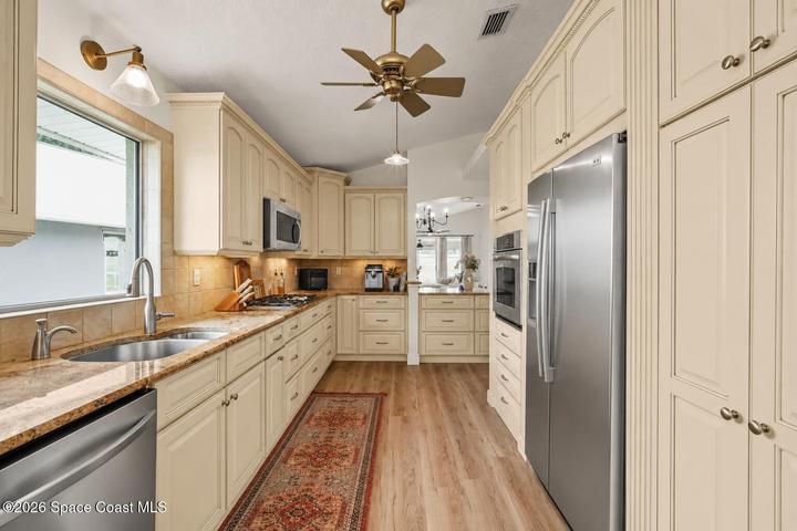 3936 Saint Armens Circle, Melbourne, FL, 32934 photo 7