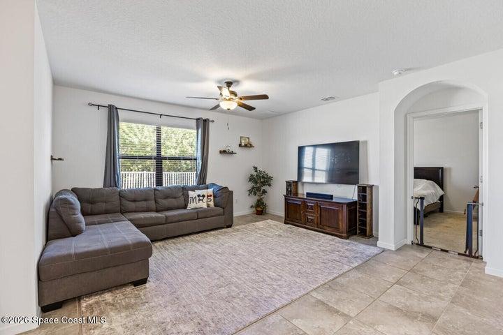 637 Old Country Road SE, Palm Bay, FL, 32909 photo 4