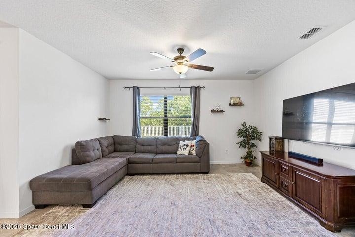 637 Old Country Road SE, Palm Bay, FL, 32909 photo 5