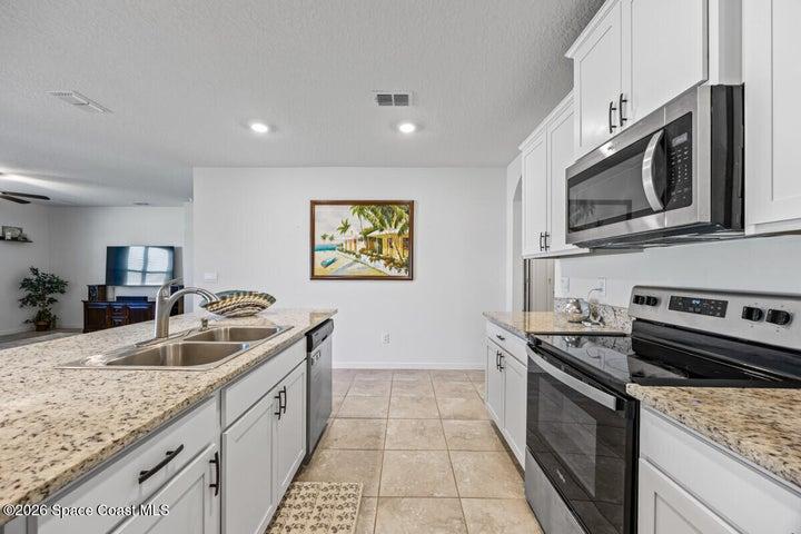 637 Old Country Road SE, Palm Bay, FL, 32909 photo 8