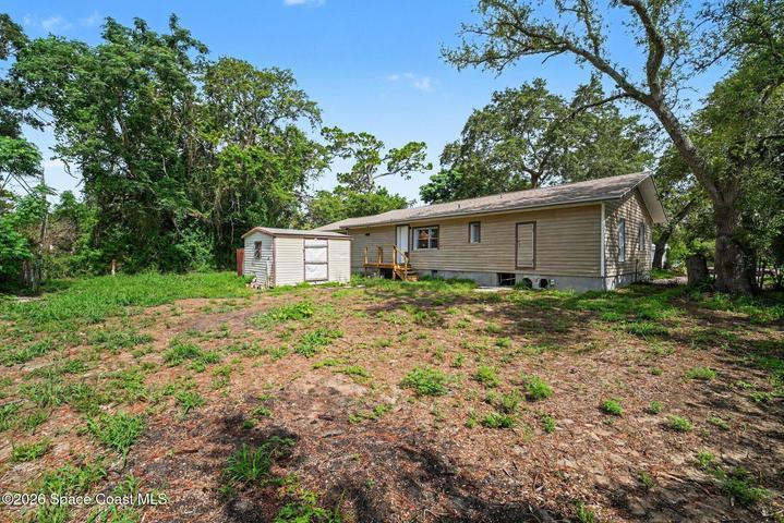 Shed with Electricity and Washer/Dryer Hookups