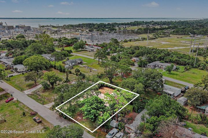 Just minutes from Kennedy Space Center, Port Canaveral, US-1, great dining & Brevard's beautiful beaches!