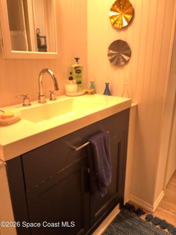 HALL BATH