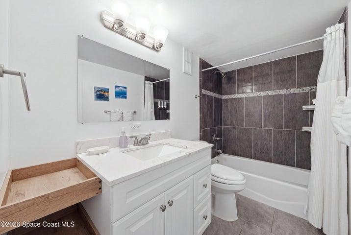 7520 Ridgewood Avenue 805, Cape Canaveral, FL, 32920 photo 20