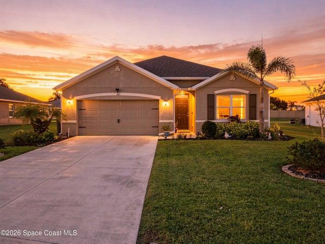 207 Guinevere Drive SW, Palm Bay, FL, 32908 photo 1