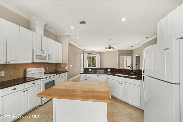 3544 Soft Breeze Circle, West Melbourne, FL, 32904 photo 9