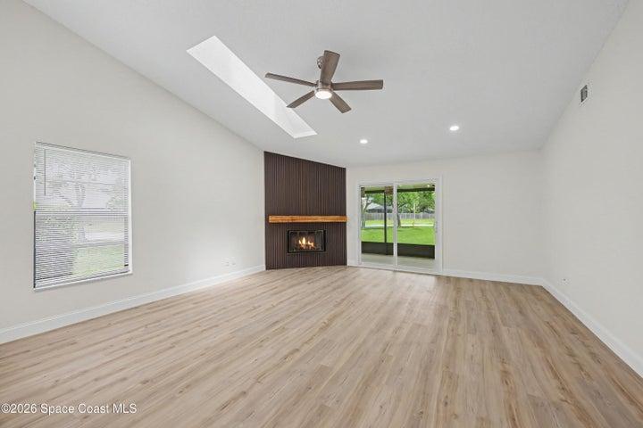 3727 Teakwood Court SW, Melbourne, FL, 32935 photo 3