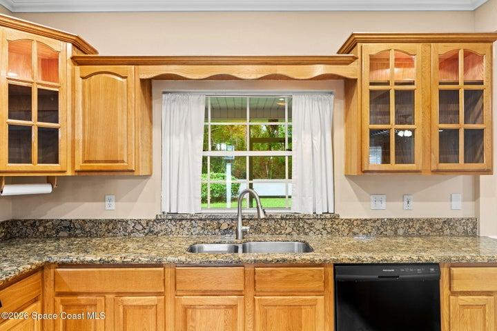 578 Lake Ashley Circle, West Melbourne, FL, 32904 photo 16