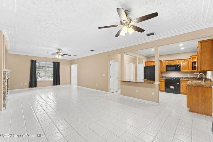 578 Lake Ashley Circle, West Melbourne, FL, 32904 photo 13