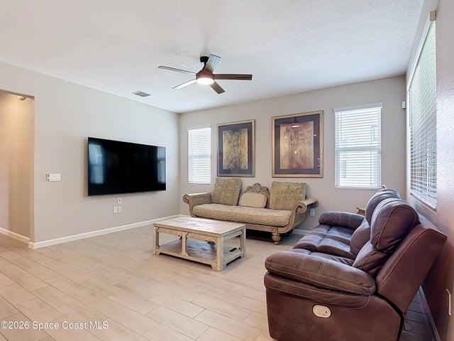 1525 Erin Breeze Lane, Kissimmee, FL, 34744 photo 19