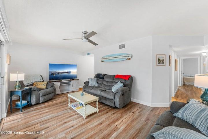 4890 Lake Waterford Way W 1-212, West Melbourne, FL, 32904 photo 6