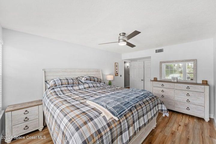4890 Lake Waterford Way W 1-212, West Melbourne, FL, 32904 photo 11