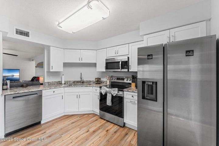 4890 Lake Waterford Way W 1-212, West Melbourne, FL, 32904 photo 21