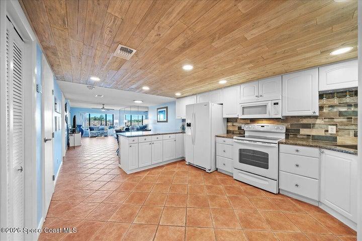 4600 Ocean Beach Boulevard 107, Cocoa Beach, FL, 32931 photo 5