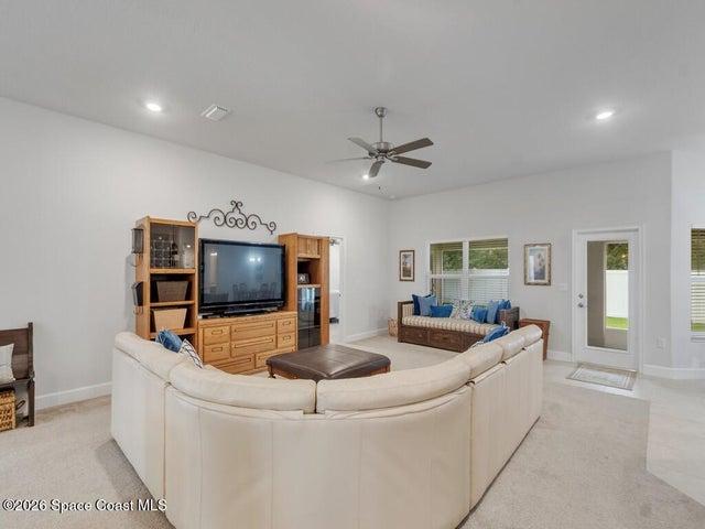 8332 Amalfi Circle, Fort Pierce, FL, 34951 photo 12